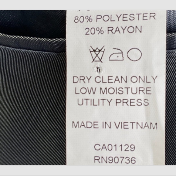 Mens 2pc Calvin Klein suit grey silver 42L excellent condition - Picture 5 of 16